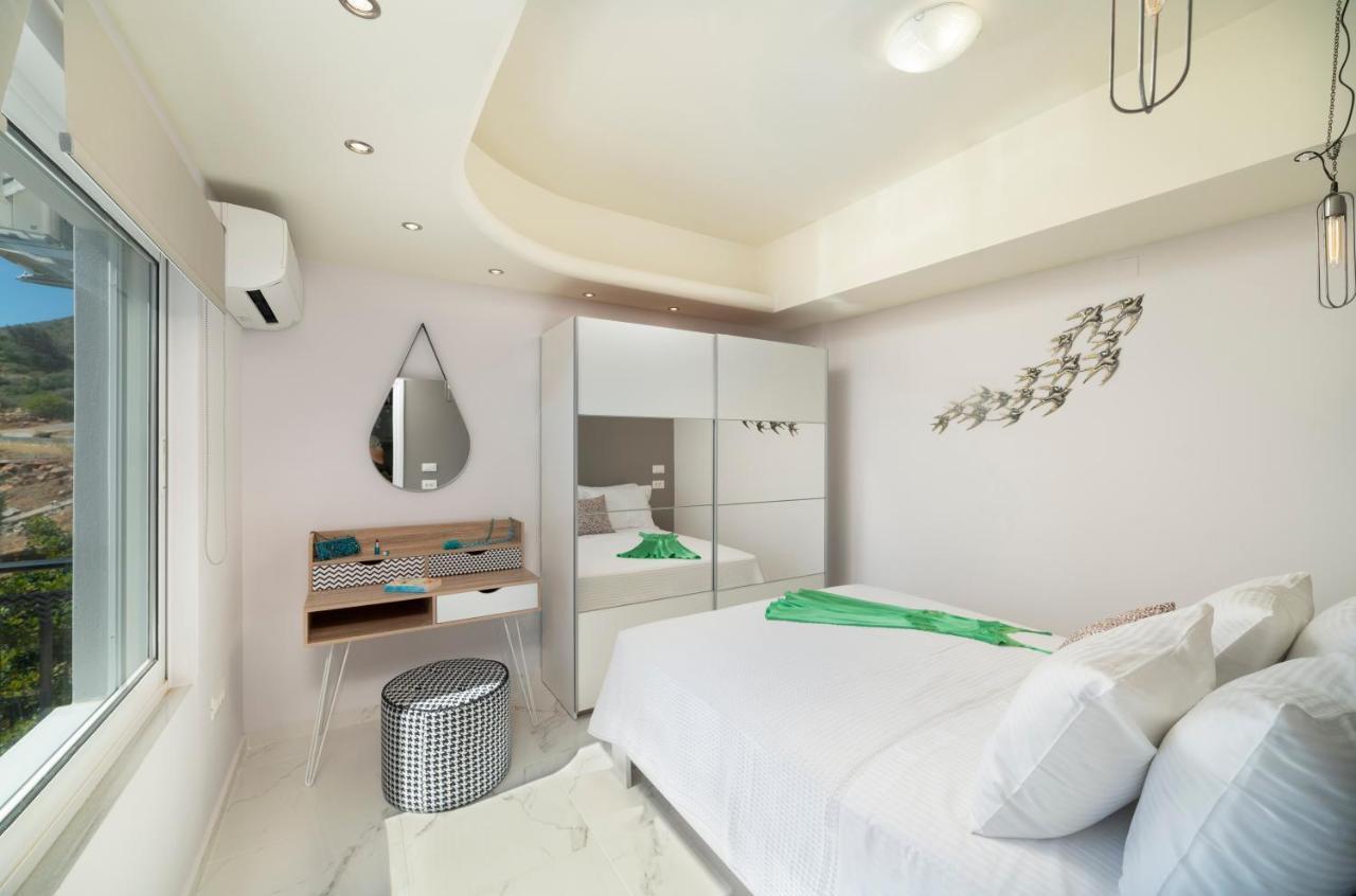 Elounda Buena Vista Apartments Bagian luar foto