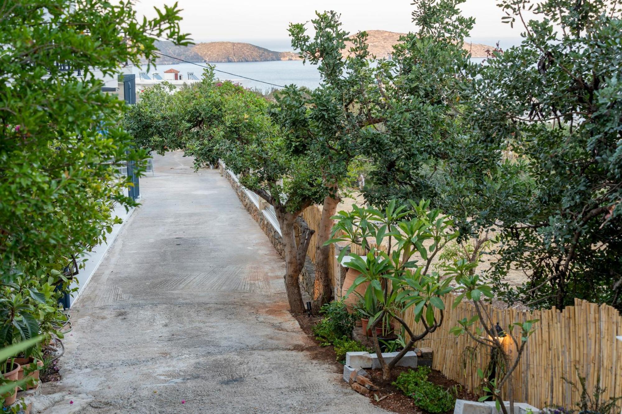 Elounda Buena Vista Apartments Bagian luar foto